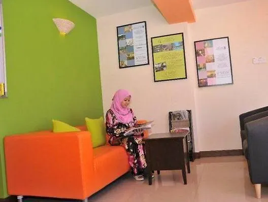 Ar-Raudhah Service Apartments 0*, George Town